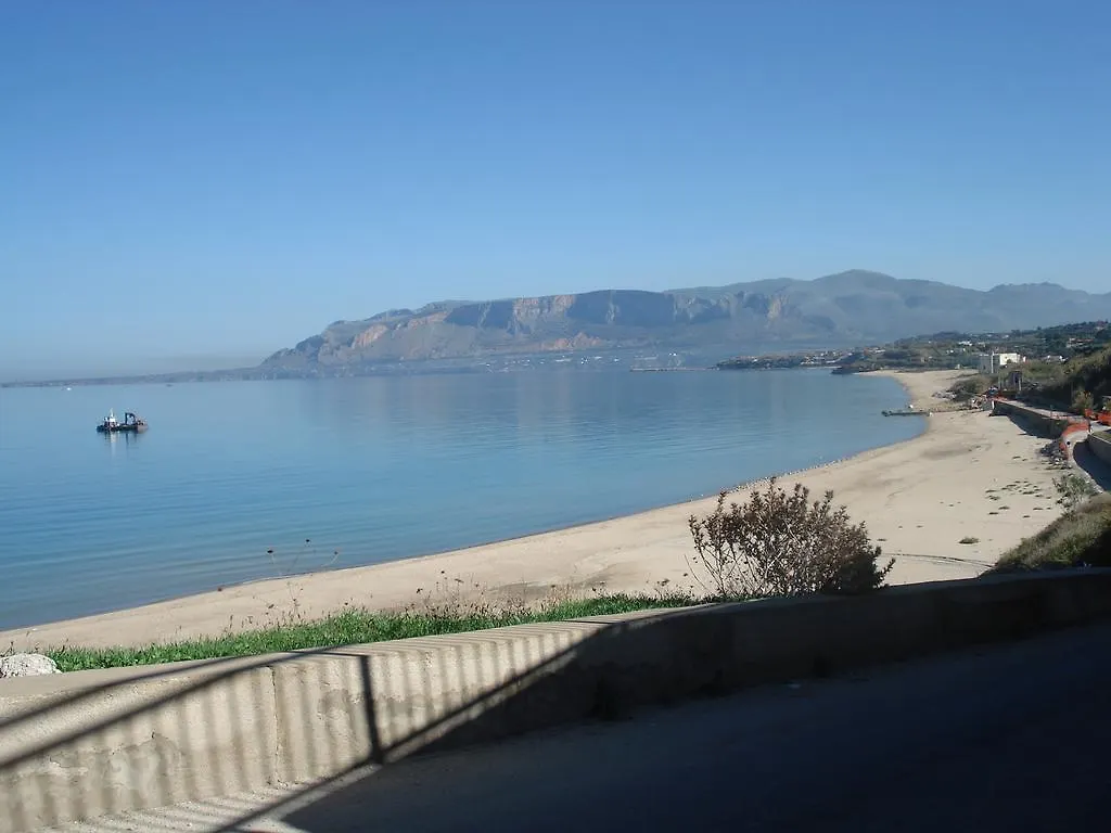 Casa Sharon Daire Balestrate İtalya